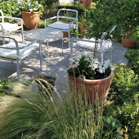 Lejlighed Design -garden & Comfort *